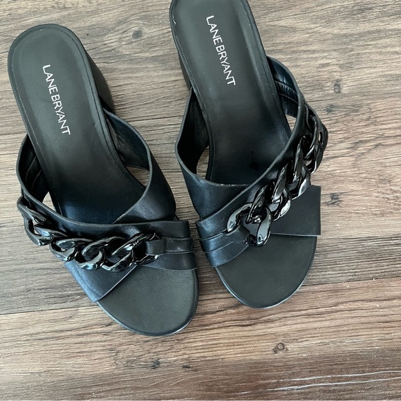 Lane Bryant Sandals Women's 8W Wide Dream Cloud Black Chain Cross Block Heel - Picture 3 of 6